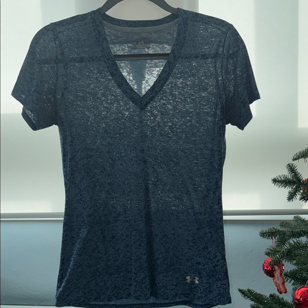 Under Armour Women's Navy V-Neck Tee